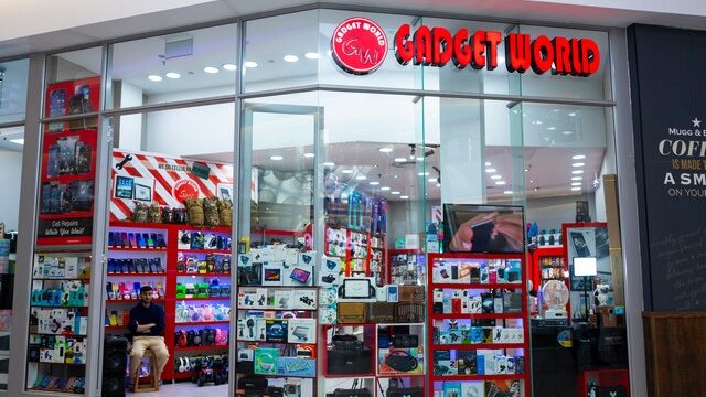 gadget-world-6.jpg
