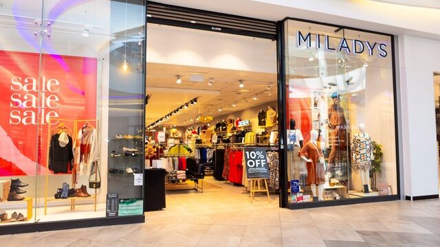 miladys-5.jpg