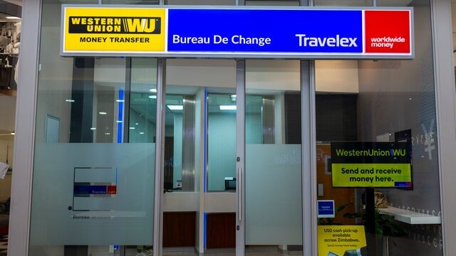 travelex-5.jpg